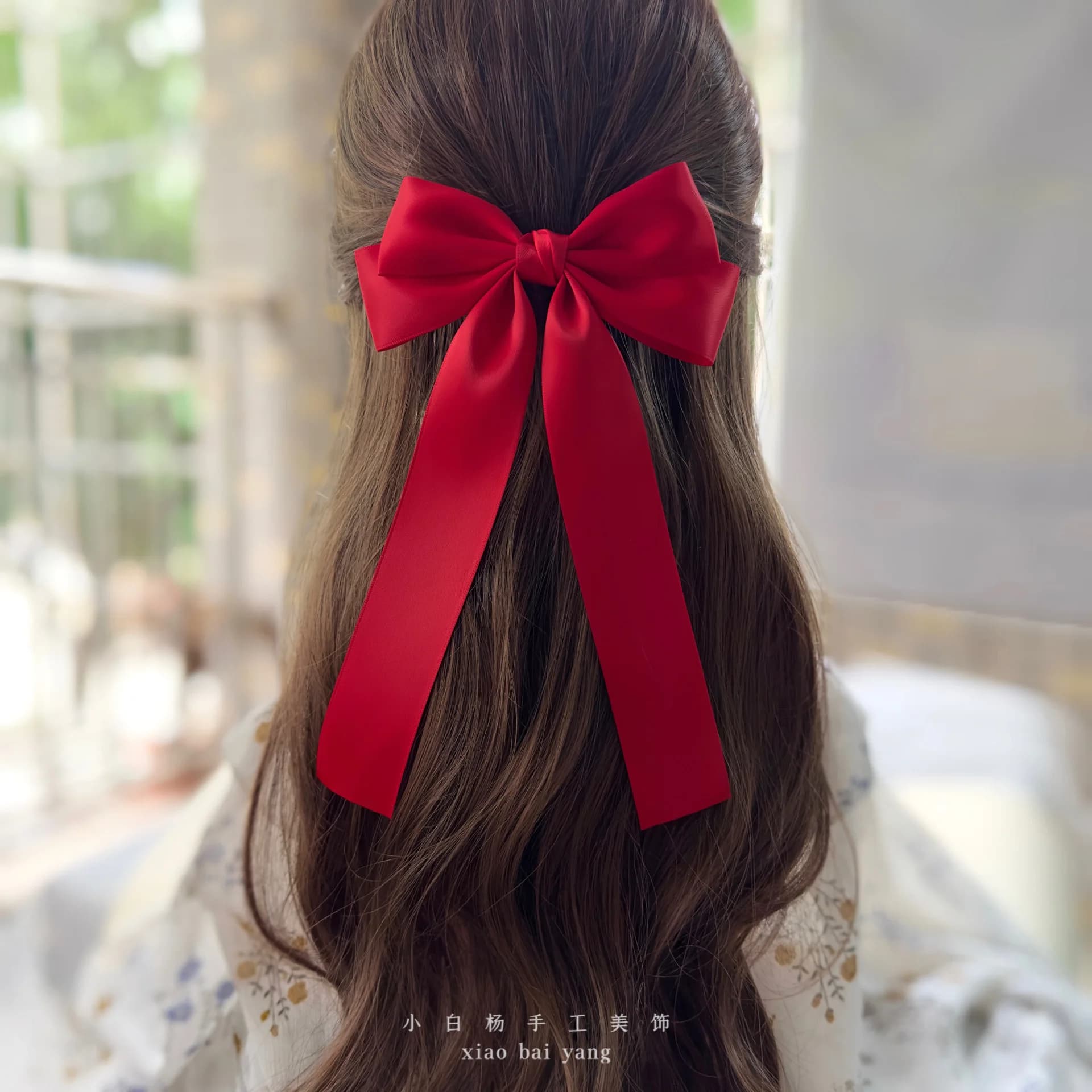 Koreańska materiałowa kokarda na sprężynowej wsuwce 🎀