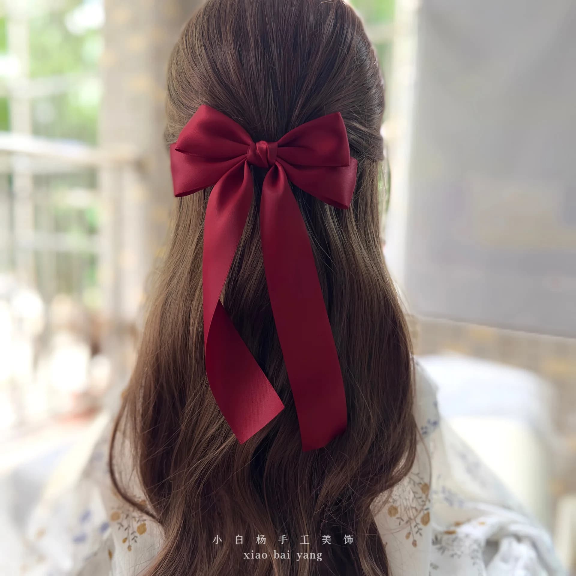 Koreańska materiałowa kokarda na sprężynowej wsuwce 🎀